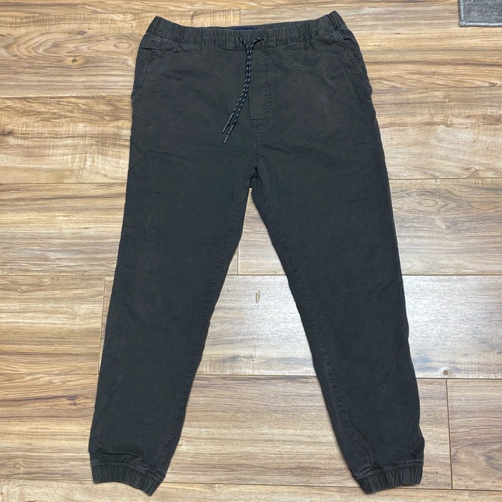 American Eagle Outfitters mens Extreme flex medium black jean joggers